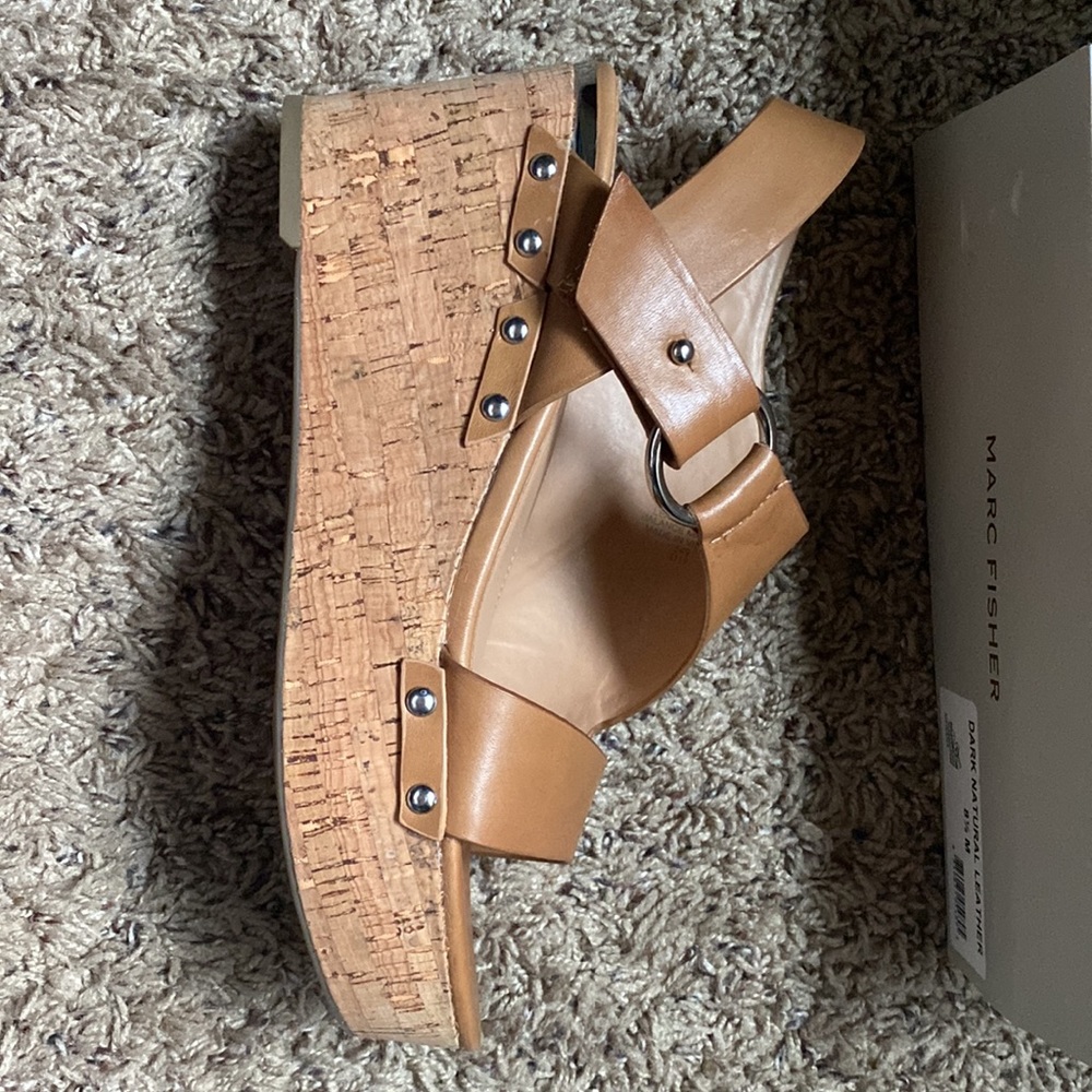 I just never wore these fabulous shoes. - Picture 4 of 5